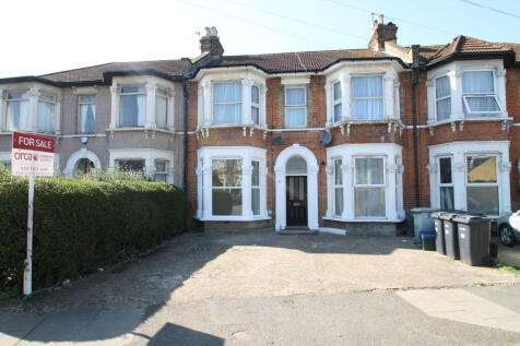 1 bedroom ground floor flat for sale