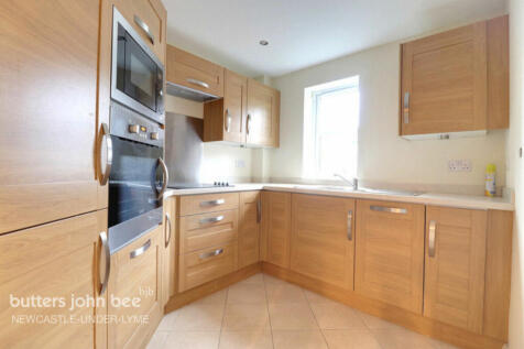 High Street, Newcastle 2 bed apartment for sale