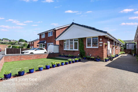 2 bedroom detached bungalow for sale
