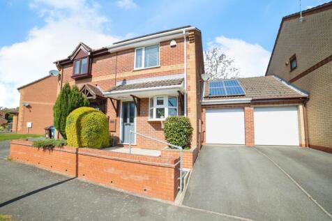 2 bedroom semi-detached house for sale