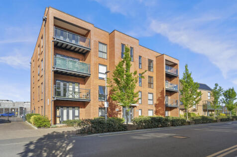 Felnex Avenue, Hackbridge 2 bed apartment for sale