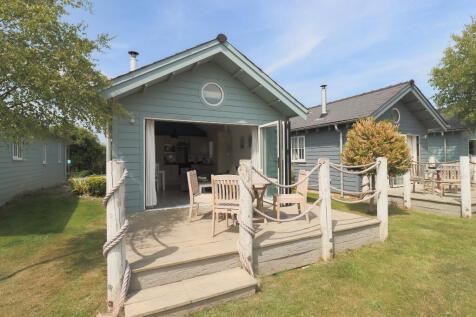 Trinity Way, The Bay, Filey YO14 2 bed chalet for sale