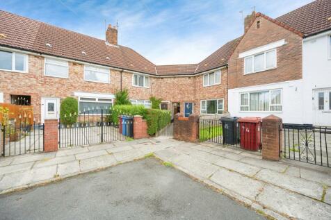 3 bedroom terraced house for sale