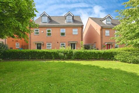 3 bedroom terraced house for sale