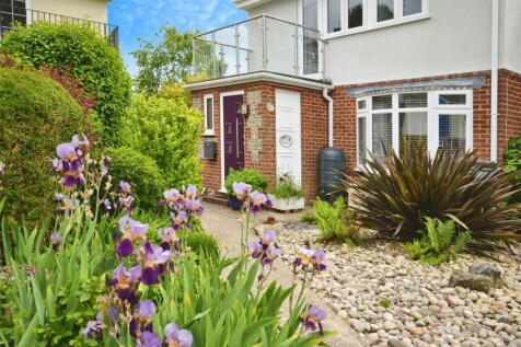 Manor Park, Nyetimber, West Sussex... 3 bed semi