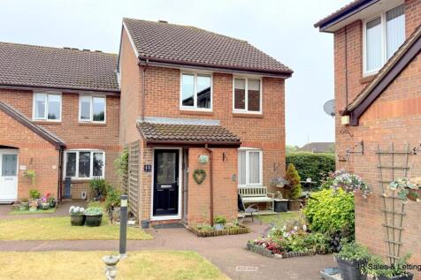 Rose Court, Rosedale Way, West Cheshunt 1 bed retirement property for sale
