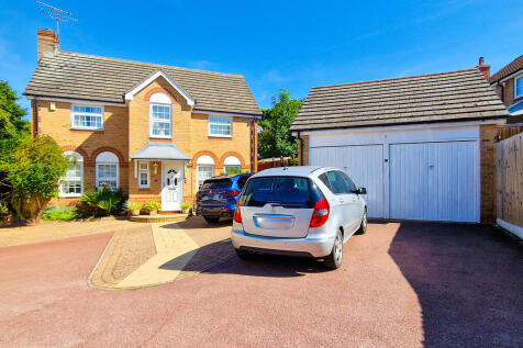 Fresian Close, Braintree 4 bed detached house for sale