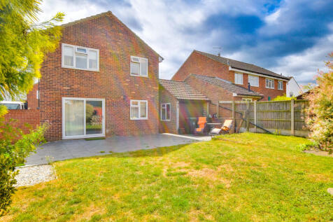 Rayfield Close, Barnston 4 bed detached house for sale