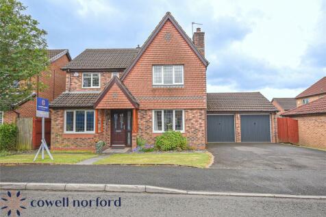 4 bedroom detached house for sale