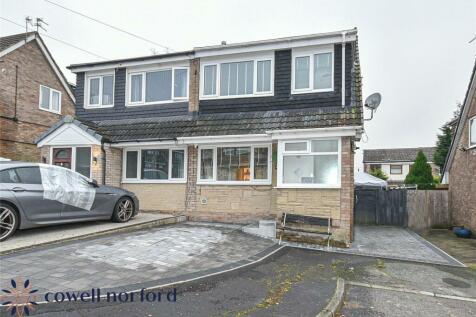 3 bedroom semi-detached house for sale