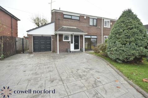 3 bedroom semi-detached house for sale