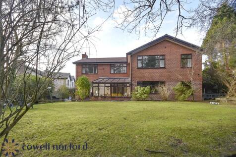 6 bedroom detached house for sale
