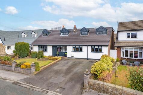 Alexander Drive, Rochdale OL16 4 bed detached house for sale
