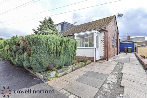 Ash Grove, Oldham OL2 2 bed bungalow for sale