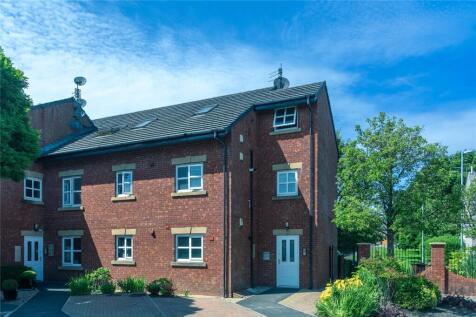 Burns Court, Rochdale OL11 1 bed penthouse for sale