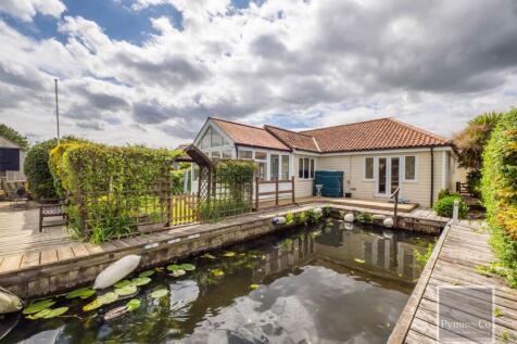 Marsh Road, Norwich NR12 3 bed detached bungalow for sale