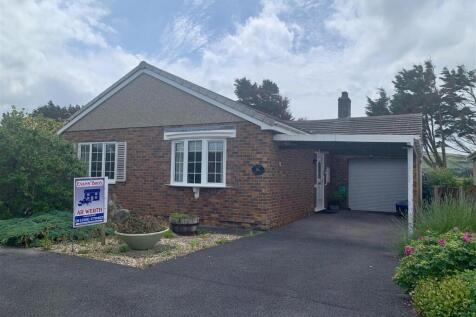 Coastal location with Sea Views... 2 bed detached bungalow for sale
