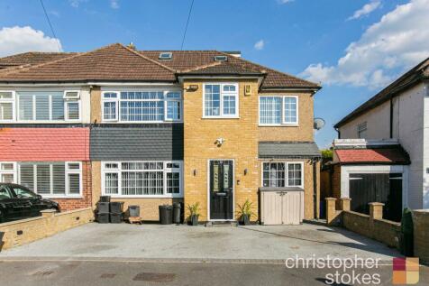 7 bedroom semi-detached house for sale