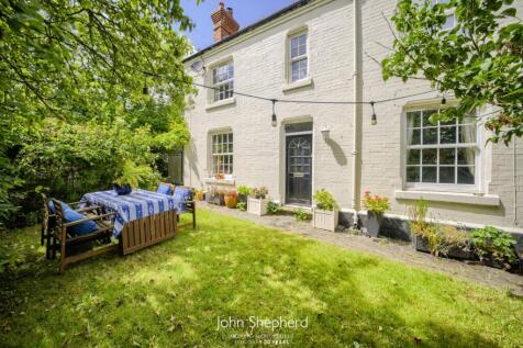 Wood End Lane, Fillongley, Coventry... 4 bed detached house for sale