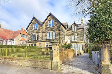 Langcliffe Avenue, Harrogate 2 bed penthouse for sale