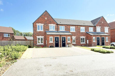 2 bedroom semi-detached house for sale