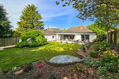 Burton Leonard, Harrogate 3 bed detached bungalow for sale