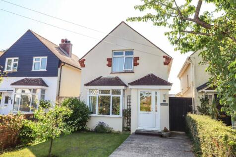 St Leonards Avenue, Hayling Island 2 bed detached house for sale