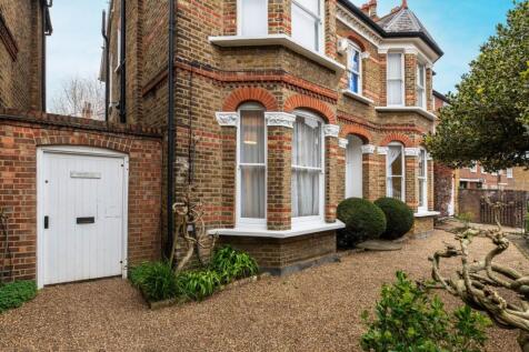 Priests Bridge, SW14 1 bed apartment for sale