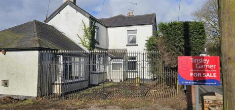 4 bedroom semi-detached house for sale
