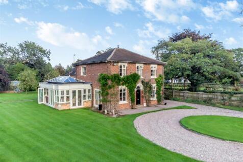 Balaams Lane, Hilderstone, Stone 6 bed detached house for sale