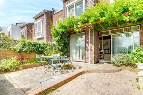 Chiswick Quay, London 5 bed end of terrace house for sale