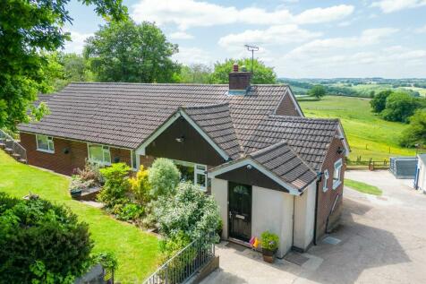 5 bedroom detached bungalow for sale