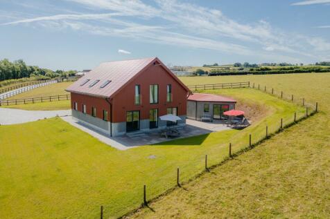 3 bedroom barn conversion for sale