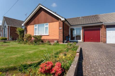 2 bedroom semi-detached bungalow for sale