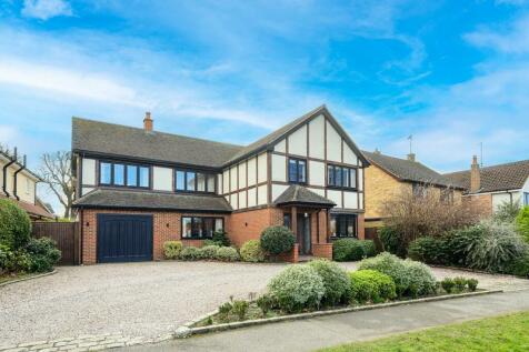 5 bedroom detached house for sale