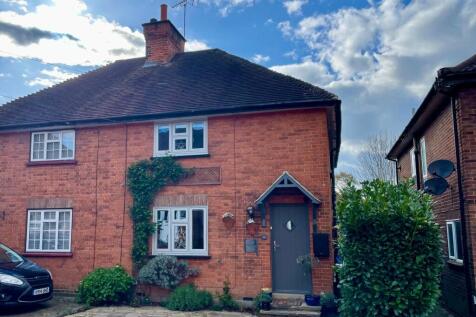Gordon Road, Shenfield, Brentwood, CM15 3 bed semi