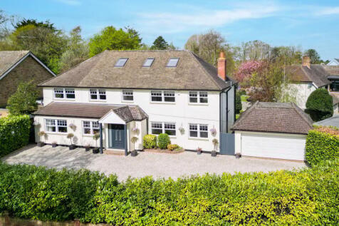 Priests Lane, Shenfield, Brentwood, CM15 6 bed detached house for sale