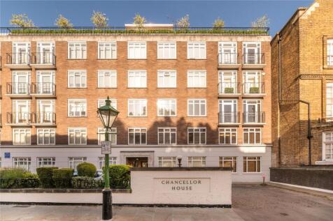Hyde Park Gate, Kensington 1 bed flat for sale