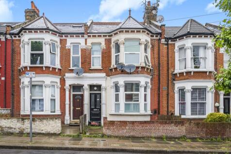 Tunley Road, London 2 bed flat for sale
