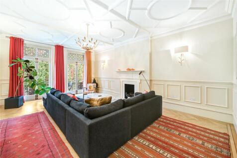 4 bedroom flat for sale