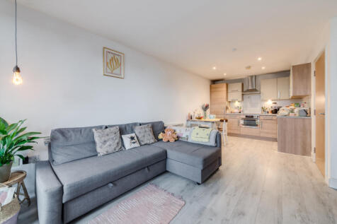 Southwark Bridge Road, London 2 bed flat for sale
