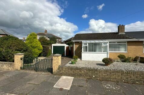 2 bedroom semi-detached bungalow for sale