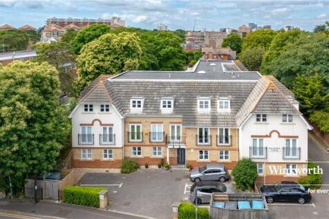 St. Johns Road, Bournemouth, BH5 2 bed apartment for sale