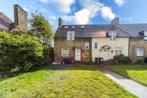 Gedeney Road, London, N17 4 bed end of terrace house for sale