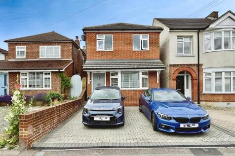 Mount Road, Rochester 4 bed detached house for sale