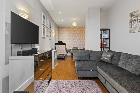 Hazelwick Avenue, Crawley RH10 1 bed flat for sale