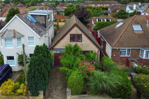 Wingfield Road, Kingston upon Thames... 3 bed bungalow for sale