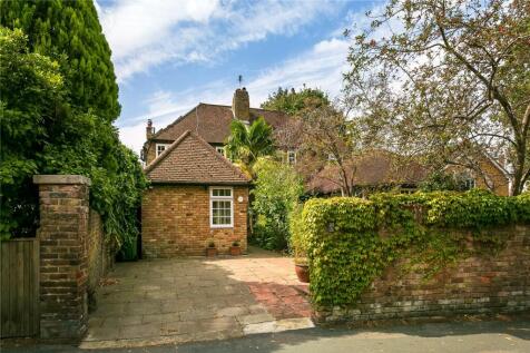 Ham Street, Richmond, Surrey, TW10 5 bed semi