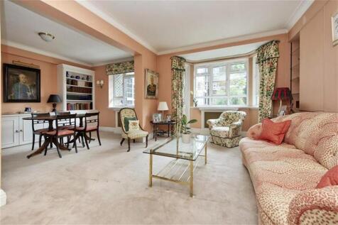Marlborough Court, Pembroke Road... 4 bed flat for sale