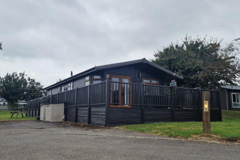 3 bedroom holiday lodge for sale